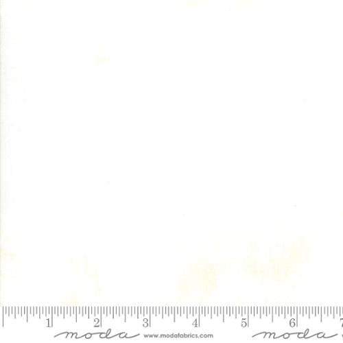 Grunge – Eggshell 1/2 Yard